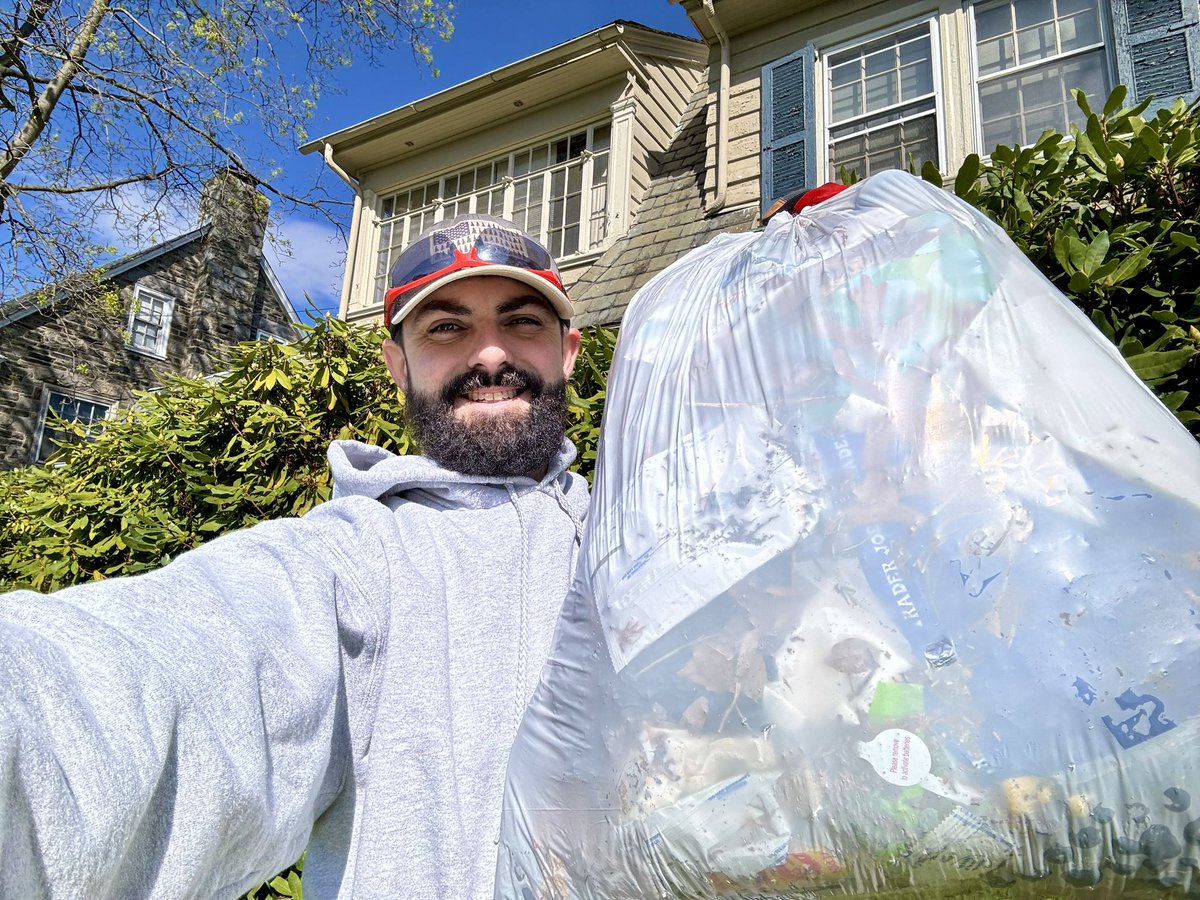 JustinTibbels's tweet photo. One of residents’ biggest complaints is trash. I’m with you - I regularly pick up litter that blows into my yard! I’m excited about ramping up the Chester City Block Captain program to equip and empower responsible residents to be a part of the solution. #ChesterPA #BlockCaptain https://t.co/jhXXarY2DH