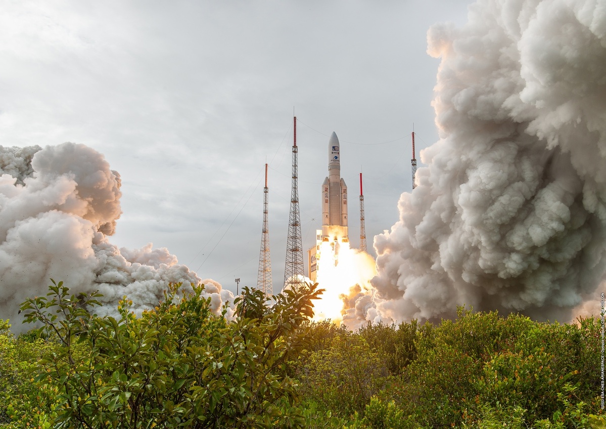 ESA_transport's tweet photo. @ESA_JUICE Happy anniversary #ESAJuice!

#LaunchedIt https://t.co/cmzSXWSYmS