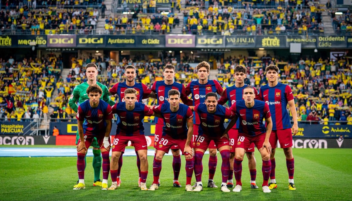 Paucubarsi's tweet photo. ❤️💙 #FCBarcelona https://t.co/2bpQ82CC8G