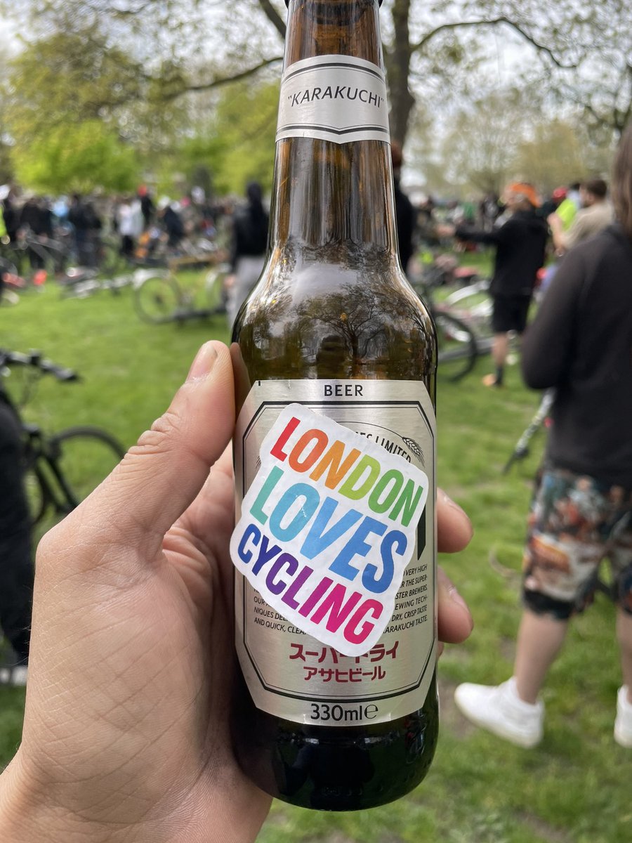 London Fields 🍺 #criticalmass