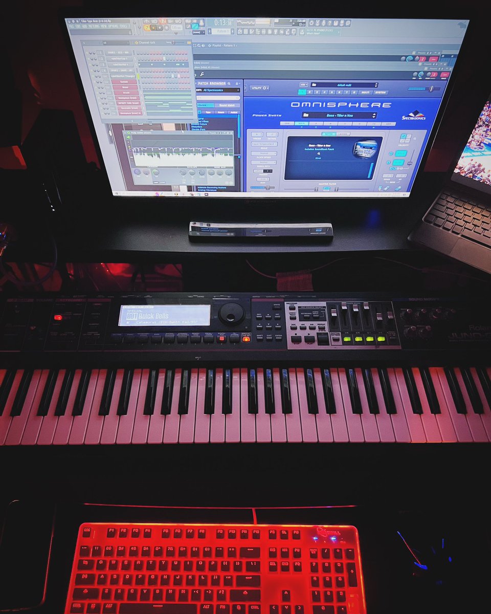 Who else in the studio working this weekend❓