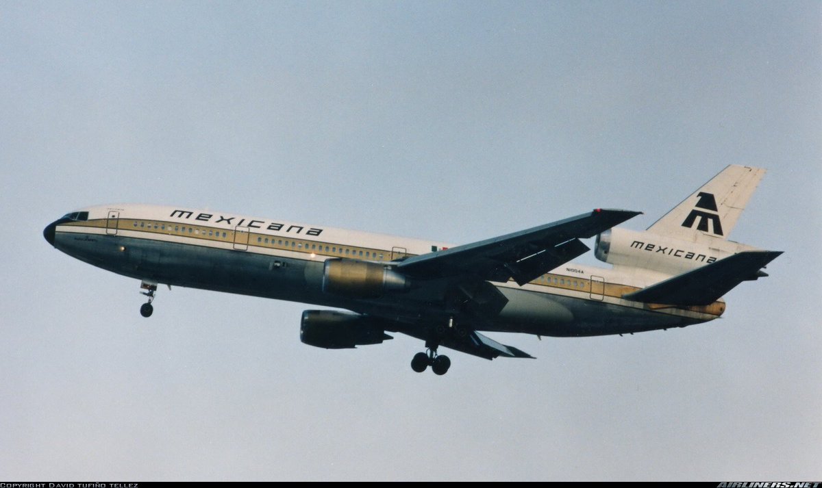 A Mexicana DC-10 seen here in this photo at Mexico City Airport in 1989 #avgeeks 📷- David Tufino