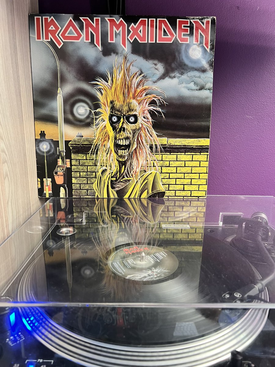 First up on today’s episode of ‘Now Spinning’, it’s an anniversary album AND the first vinyl record I ever bought with my own money. @IronMaiden S/T was released on April 14th 1980. Still sounds great after all this time. OG EMI Records pressing. Crank it up 🤘🤘 #ironmaiden