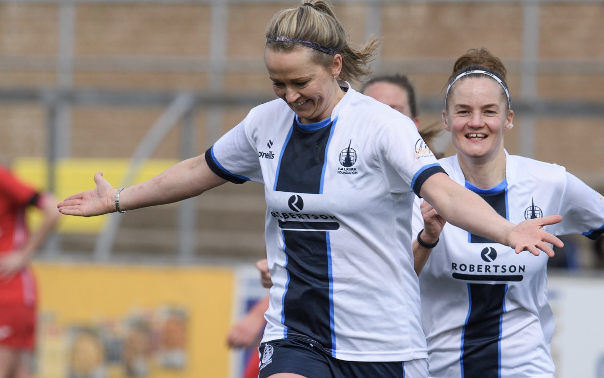 FalkirkWomen_'s tweet photo. 🆙 WE ARE GOING UP!! 

🏅 Our 4-0 win against Forfar Farmington this afternoon has guaranteed Falkirk promotion! 

👏 A massive well done to everyone involved. https://t.co/tyhjwNAj2h