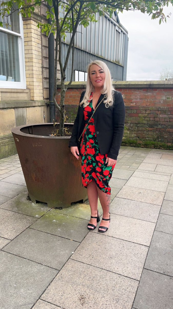 leanne_eccles's tweet photo. Great day at grand National yesterday &amp; also had a fantastic win🤩 https://t.co/Kqjsp5UwEu