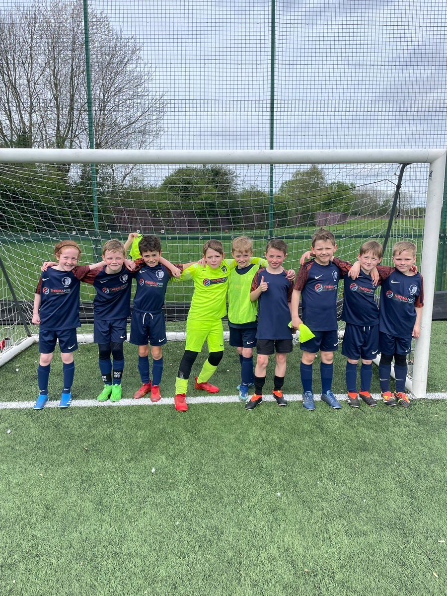 bayern_mhs's tweet photo. A great test today @PenlakeRangers in a very competitive friendly. Learnt today to move the ball  quicker than they usually do against sharper/ bigger opposition. Keeper kept us in the game but once we got used to the pace we played some great football and scored some nice goals https://t.co/pbhnTohTSC