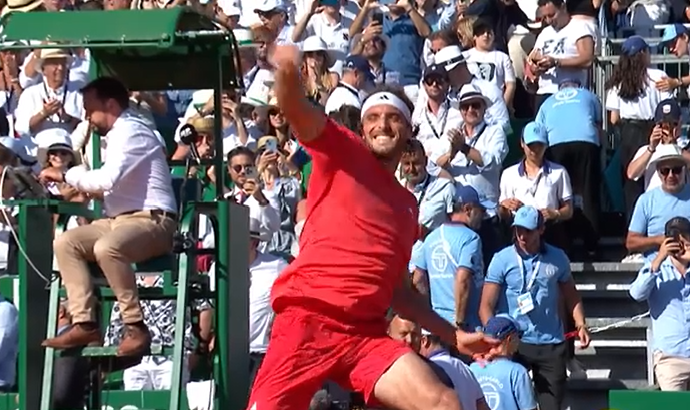 Love to see it. Tsitsipas makes a stunning return to the clay and reminds us all of how good he can be on the surface. Joins Nadal, Borg, Muster and Nastase as one of five players to win three MC titles.