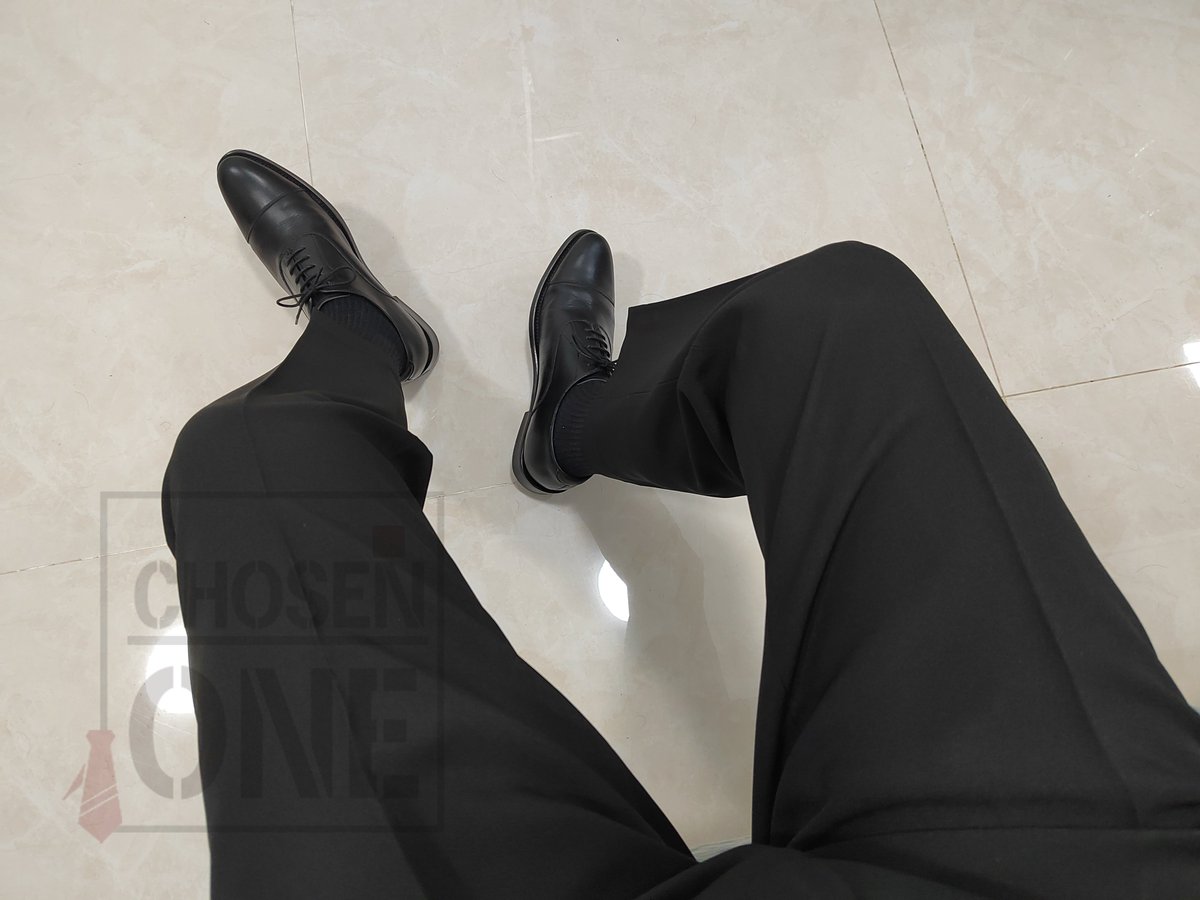CHOSENONE_S's tweet photo. OVER，两张图。 https://t.co/Xk98KKpZ1X