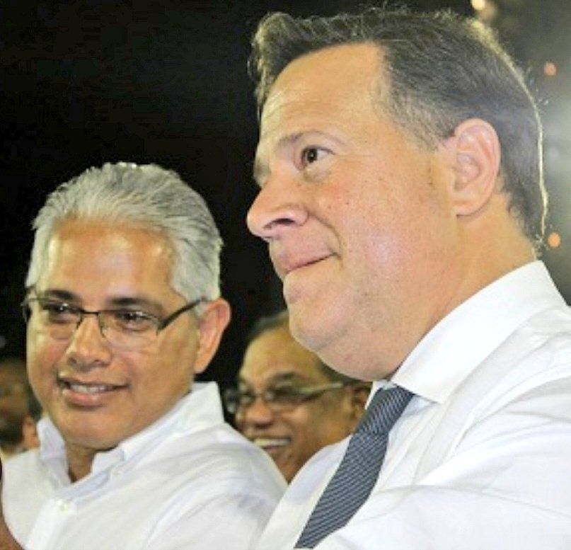 josehidalgo13's tweet photo. ...¡Confirmado!...#Lombi, el #primoRomulo y el #Blandito, son la misma vaina...discipulos del tortugon, apoyan la agenda gay, son mineros y fans de la #JusticiaEncubridora, osea que Pillin y Nito, se van a salvar, no van a pagar por el saqueo al pueblo de #Pendejistan...
😰😰🐢🐢 https://t.co/piHUdQ7CuK