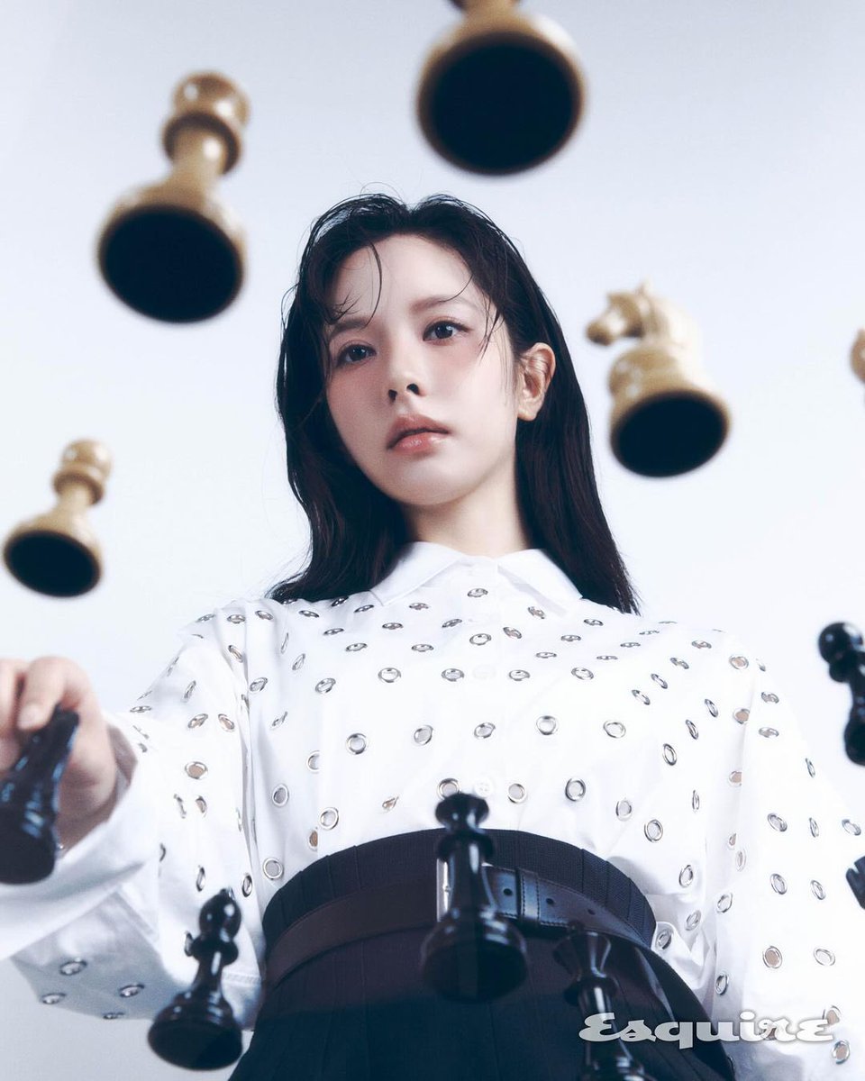 bona_gallery's tweet photo. #Bona for Esquire Korea https://t.co/mIlIQZqBgN
