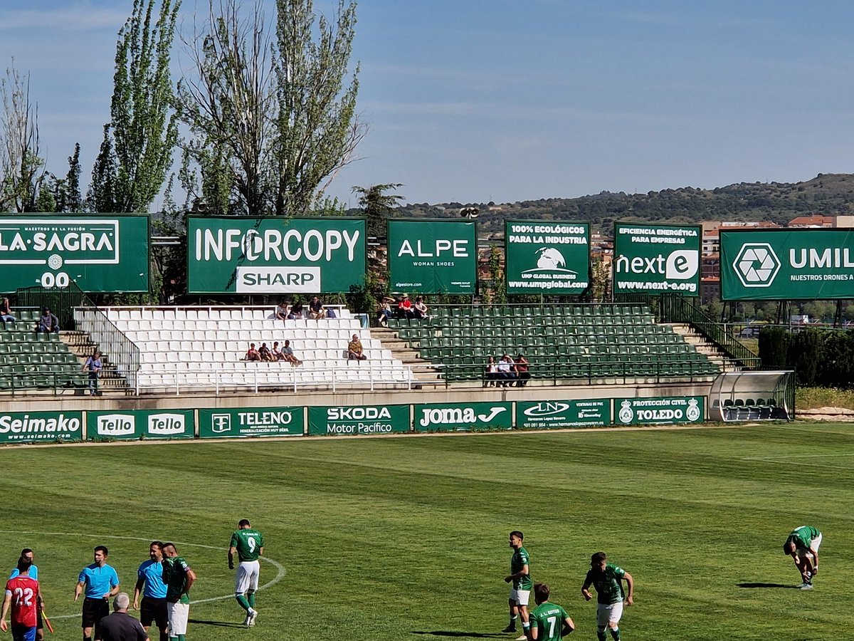 Donde está el frente chupito <a href="/cdtorrijos_ofcl/">CD Torrijos Oficial</a>??