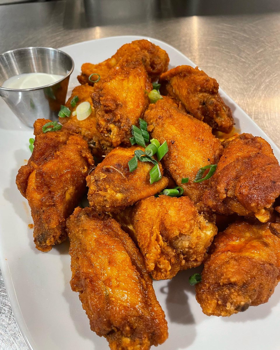Today is a perfect WING day! Come by and treat yourself to the best wings in town! Don't forget to vote for Kid Shelleen's in #delawareonline 's Wing Madness bracket on Wednesday! #wingday #kidswingsarethebest #wingmadness