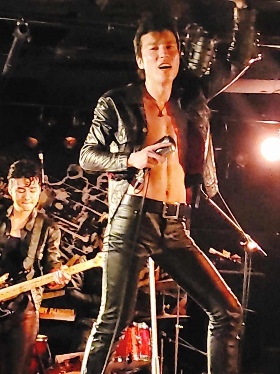 sapa_chacolopes's tweet image. ほしかったCD💿️ラストワン買えた！間に合った🥰わーい
もぅこんなライブ見せられたら忘れられなくなる…！🥺💖
逆に体調良くなっちゃうから不思議💪#KiNGONS　#JohnnyPandora