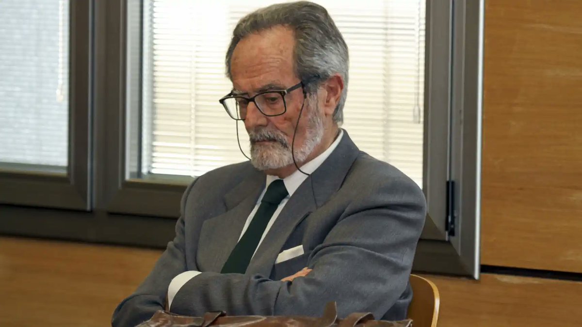 José Manuel Lomas, librero jubilado. emanaciones.com/5619