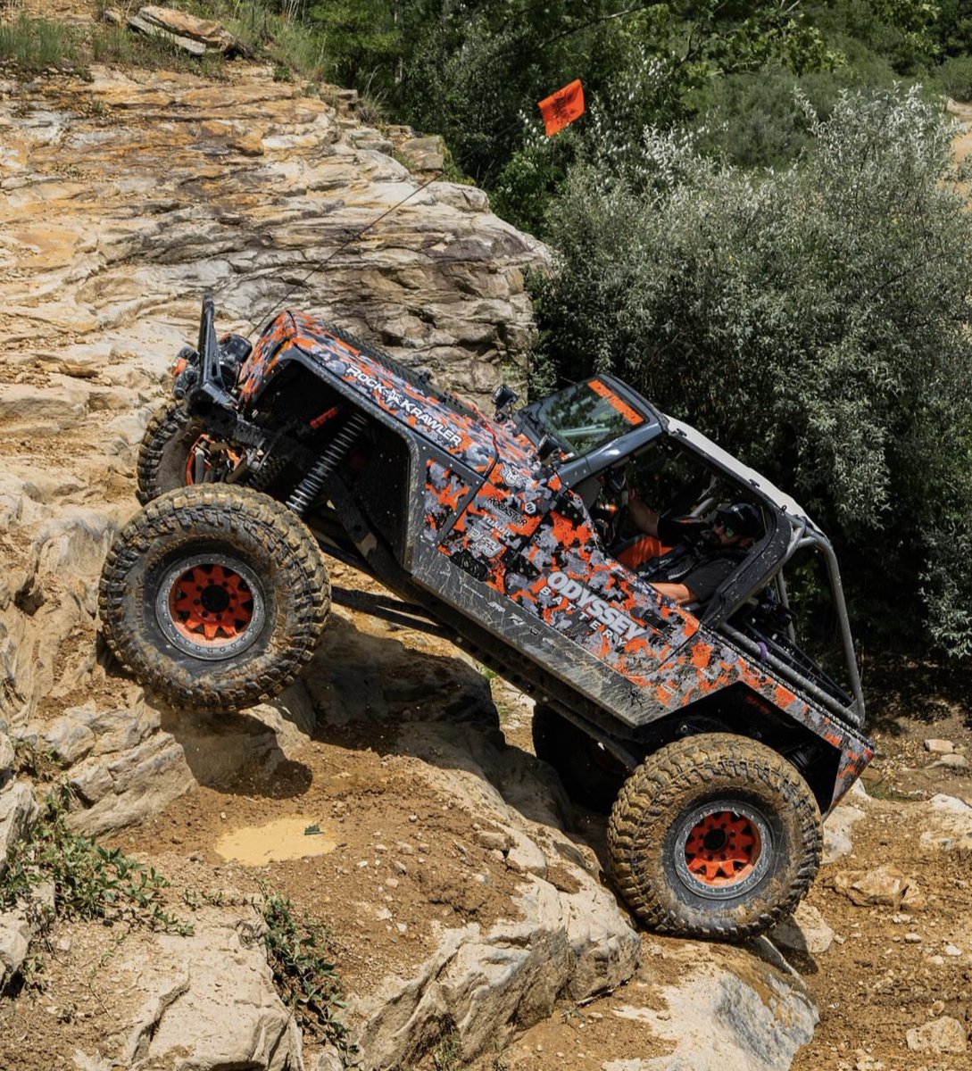 Does anyone else have off-roading in their #SundayFunday plans? 👀 📸 featuring #OdysseyBattery by: our friends (total_khaos_tj) + #thegreatamericancrawl #rockstargarage