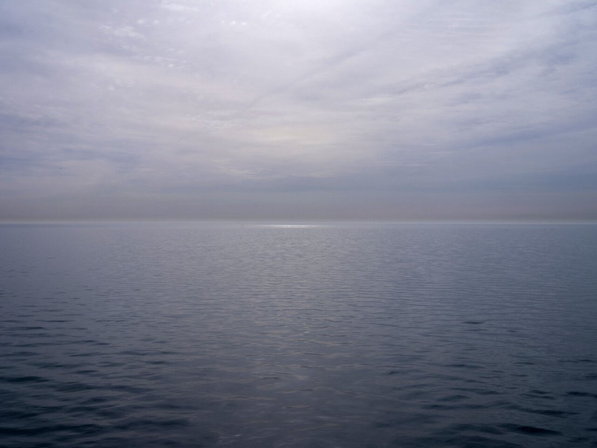 Ralph Pomeroy’s Lakes Learn From the Season puts beautifully the qualities of an ever changing Lake Michigan as spring arrives. Pomeroy, attended the School of the Art Institute of Chicago and the University of Illinois before leaving to live and teach in San Francisco.

Lakes Le