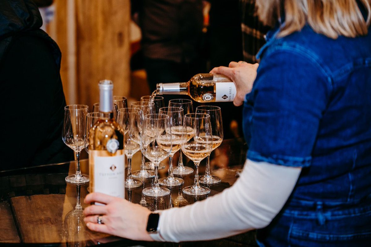There is still time to get your tickets for our first Public Wine Tasting of the year.

27th of April from 2pm.

Get your tickets via our website. buff.ly/43TSdt7 

#englishwine #englishvineyard #winetasting #winetour #vineyardtour #winelover #bacchus #rosé  #pinotnoir