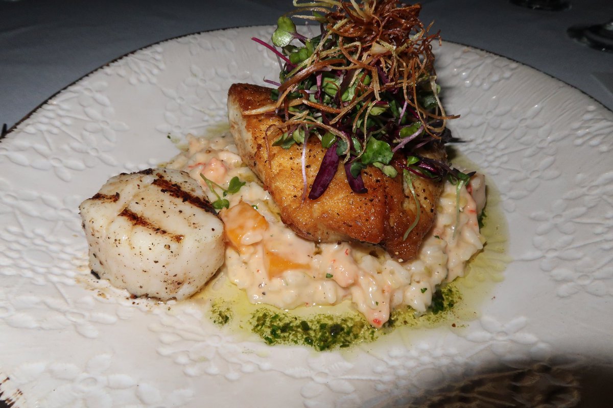 akaPMoe's tweet image. Happy 23rd Anniversary to us!!! Cafe DuPont was amazing! #weSTILLdo #est4/14 #theMOES 🙏🏽❤️🎉💍