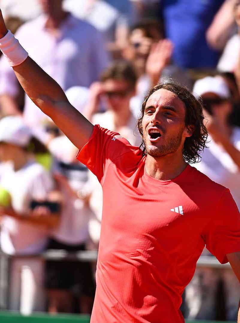 Monte Carlo Finali'nde Casper Ruud karşısında 6-1, 6-4 ile kazanan Stefanos Tsitsipas, üçüncü masters şampiyonluğuna imza attı. ⏩ Tüm masters şampiyonlukları Monte Carlo'da. ⏩ Toplamda 11.tekler kupası ⏩ Bu hafta 3 Top10 oyuncusunu mağlup etti.