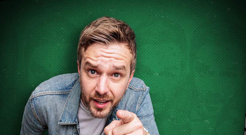 #COMEDY #REVIEW Iain Stirling: Relevant @HackneyEmpire @IainDoesJokes 'it’s humorously delivered, relevant even, but nothing groundbreaking' ⭐️⭐️⭐️ thereviewshub.com/iain-stirling-… #London