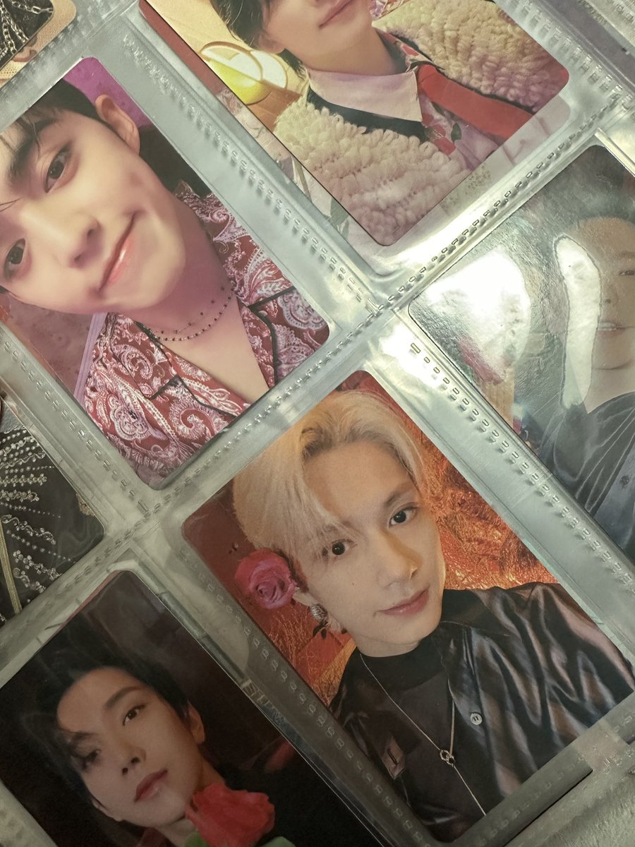 Yangdo21211's tweet photo. 2023 세븐틴 시즌그리팅 양도

full set (포토 카드 13장 포함 모든 구성품)

3.5 

DM이나 옾챗 
반택 편택 🅾️

seventeen goods photocard sell poca wts 세븐틴 포토카드 포카 양도 판매 에스쿱스 정한 조슈아 호시 원우 우지 준 민규 도겸 디에잇 승관 버논 디노 https://t.co/PSiXMvY5K2