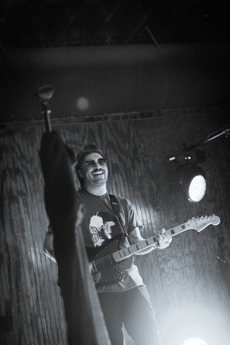 Young Rising Sons tweet media