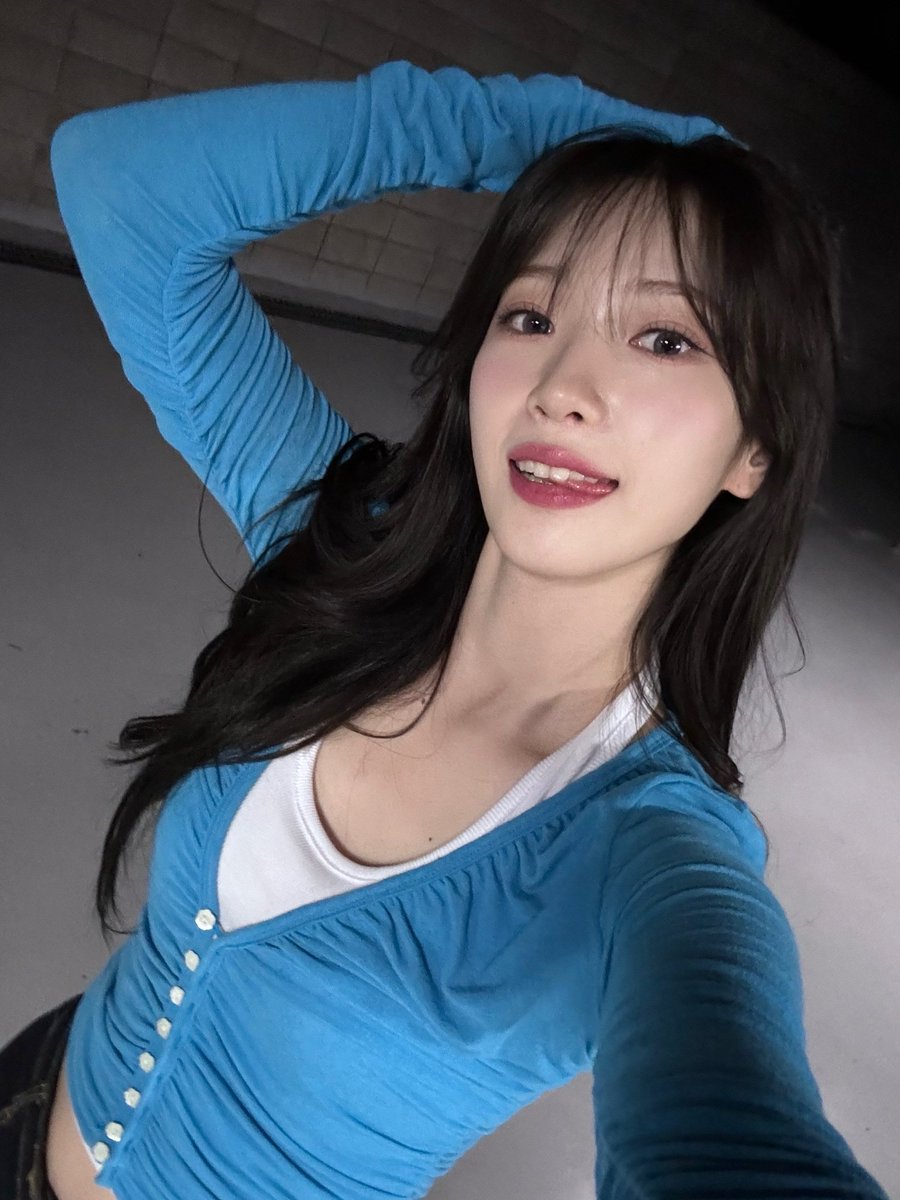 RocketPunch_87's tweet photo. 여쿨뮤트의 여자💙🩵 https://t.co/sofmk2opWl