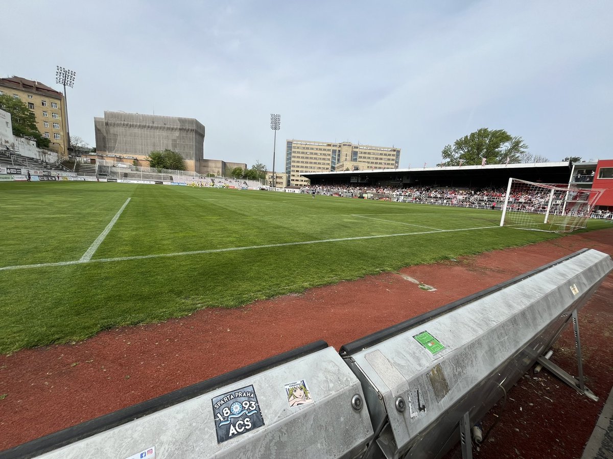 groundhoppers_'s tweet photo. Groundhopping in Praha🇨🇿
FK Viktoria Žižkov - SK Hanácká Slavia Kroměříž
🏆 Czech National Football League
🇨🇿
🗓️14/04/2024 10:15
🏟️ FK Viktoria Stadion
🗣️1,291
#football #groundhopping #ultras #viktoria #zizkov #prague #praha #czech #viktoriazizkov #kromriz https://t.co/GHWiTLGCEU