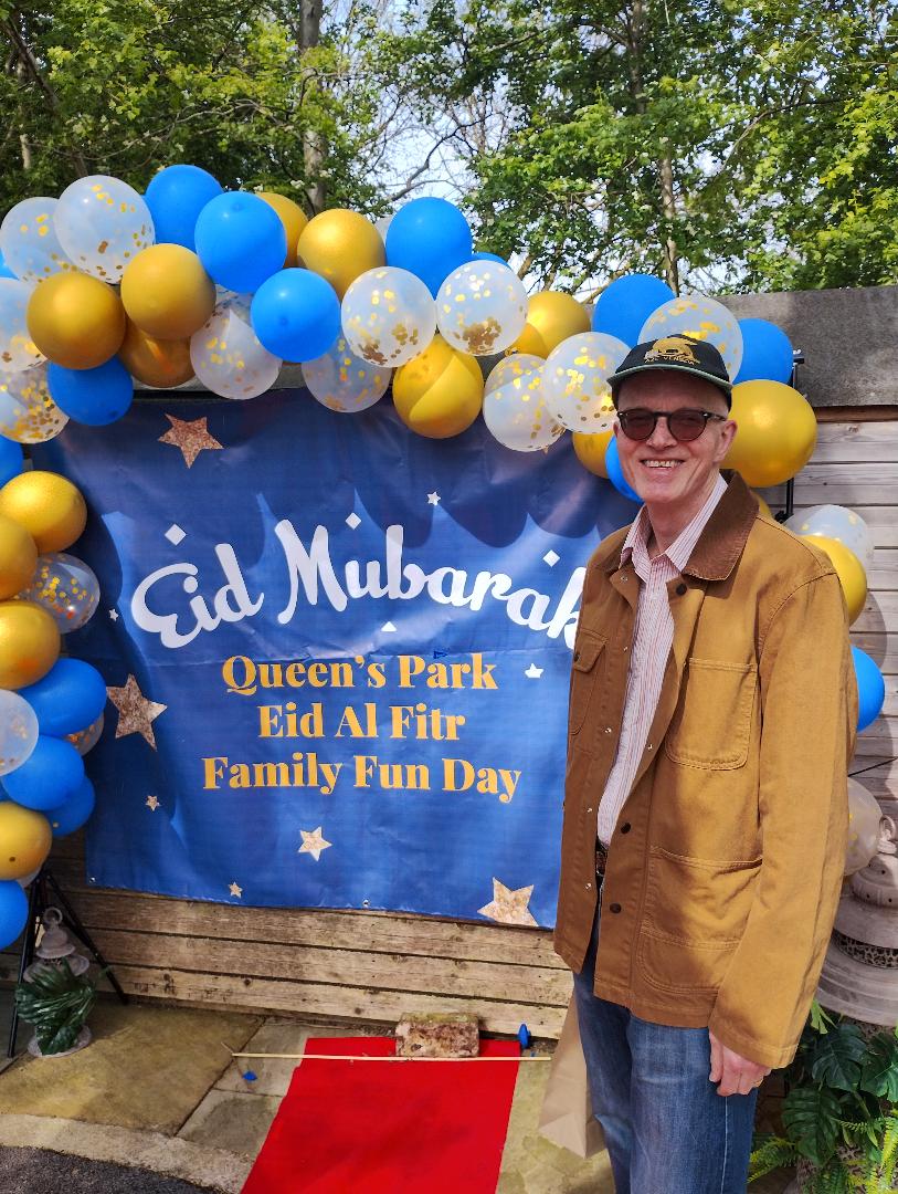 Lovely afternoon with neighbours celebrating Eid Al Fitr together. Thanks to our lovely councillors and all the volunteers who make our special corner of Queen's Park such a great place to live @QPCouncil @HLEPout @Caraquest @AdamHug @Hamza_Taouzzale @KarenBuckMP_ @iamritabegum