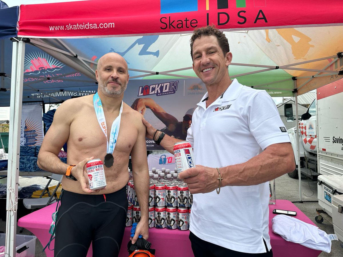LiveLockdIn's tweet photo. Special Teams, Special Plays, Special Players 🔒☝🏻
Boots on the ground in Miami spreading the message of Health & Wellness! 🔒❤️ #LockdIn #Health #Wellness #SwimMiami https://t.co/VpFvxRPxJG