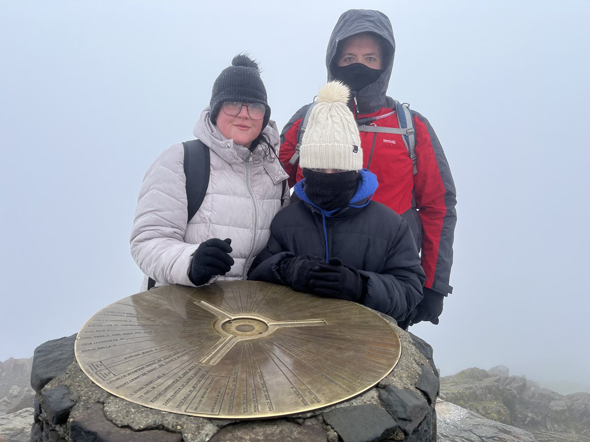 What an amazing turn out 💙 NO03 climbed Snowdon for @barnardos Thank you to every single one of you & massive well done 👏 @ianhall_92588 @jeanie_hughes @danie1benson #suceedingtogether #itswhatwedo