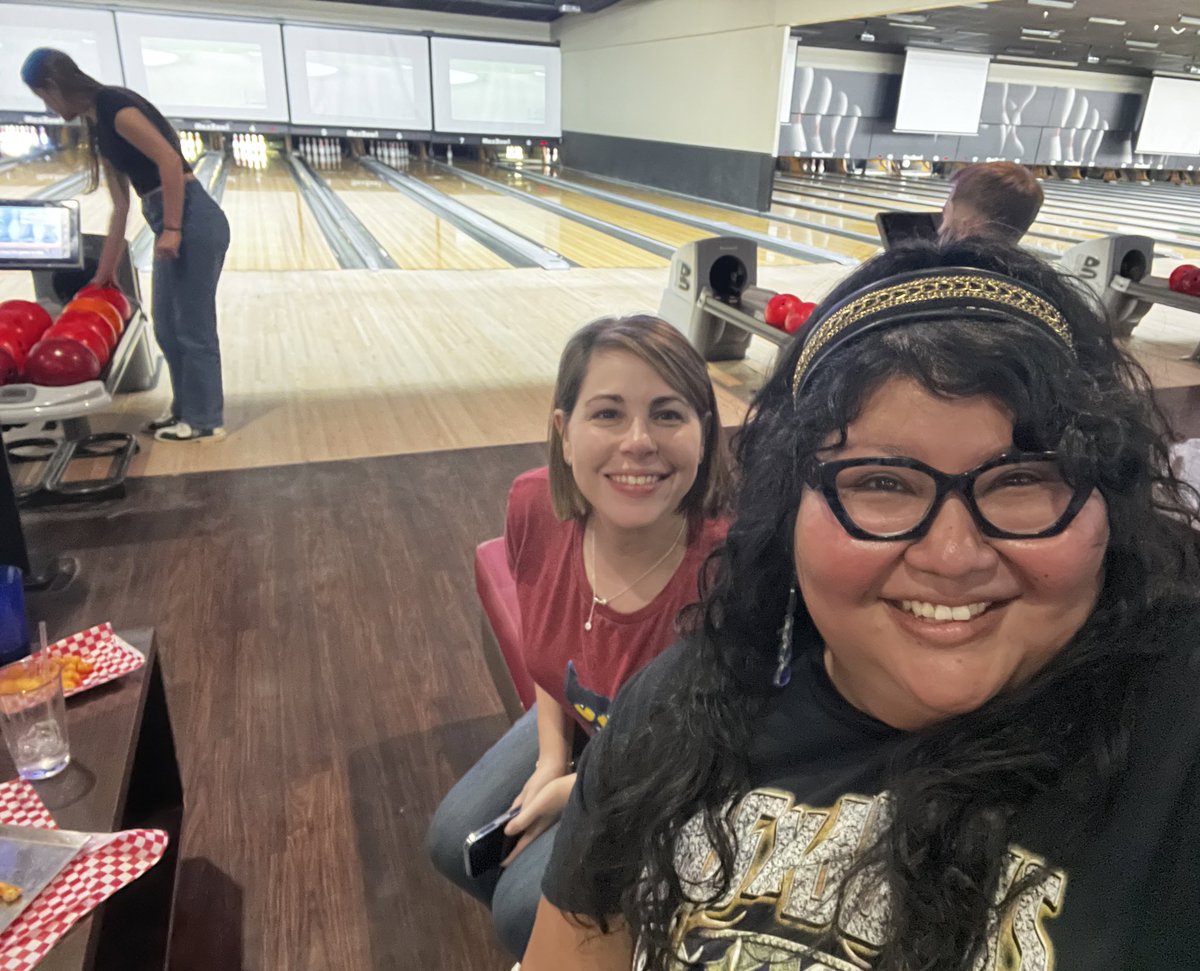 .@CypresswoodES works hard & plays hard … a much needed fun night of bowling and fried food full of laughs! #miAldine #myAldine #FriYay @TrentGJohnson @marlynn_montiel @c10burggy