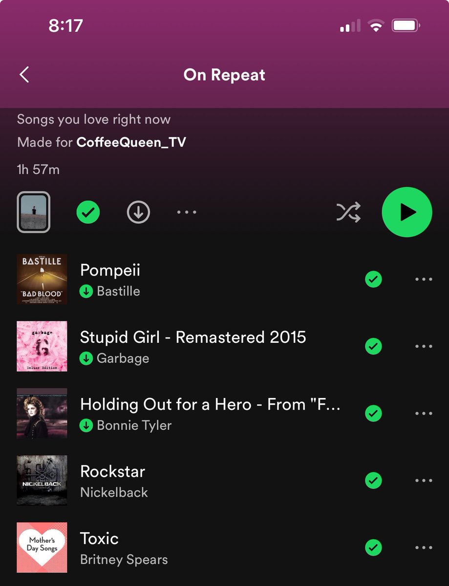 ItsCoffeeQueen tweet media