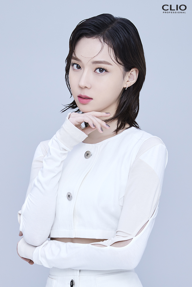 mjnjeongie's tweet image. do y&apos;all understand how much i like mj styled like this ...