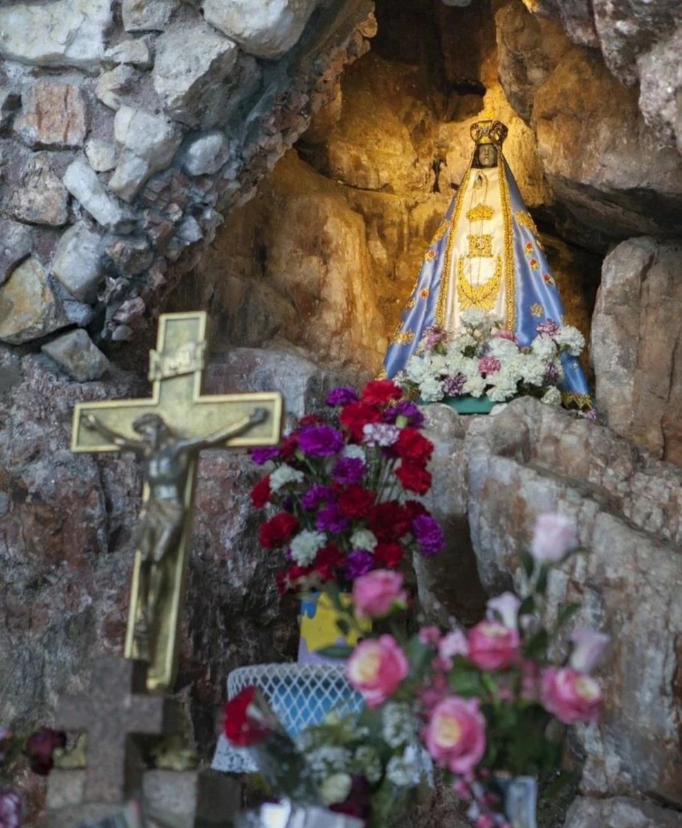 ¡Viva la Virgen del Valle! ✨️🎉 Hoy se conmemoran 133 años de la Coronación Pontificia de su Sagrada Imagen 🙌 ¡ Gracias Virgen por tu protección! 🙏 #DescubríCatamarca #HermosaPorNaturaleza