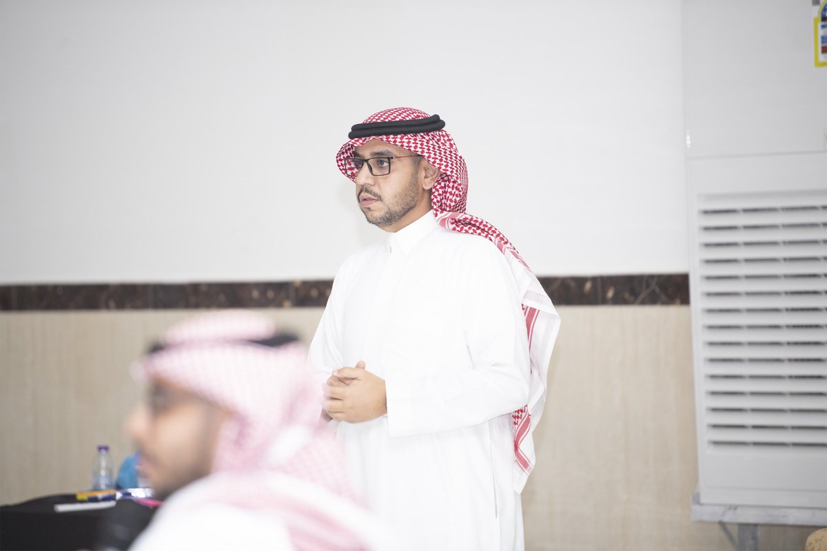 sfaleh5544's tweet photo. كل عام والاسرة الكريمة بخير واعاده الله علينا وعليكم باليمن والمسرات، جانب من اجتماع #أسرة_الفالح_والعطاالله @faleh_atallah #عيد_الفطر_المبارك 

شكرا مصورنا المبدع ابن العم محمد الفالح @alfalehphoto https://t.co/FufXEMSqhM
