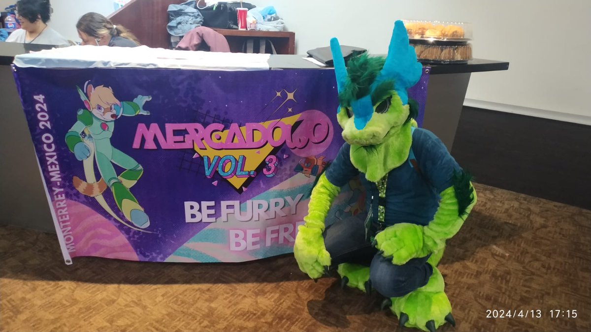 Yoshpper's tweet image. Primer día en el Mercadowo. 🐊