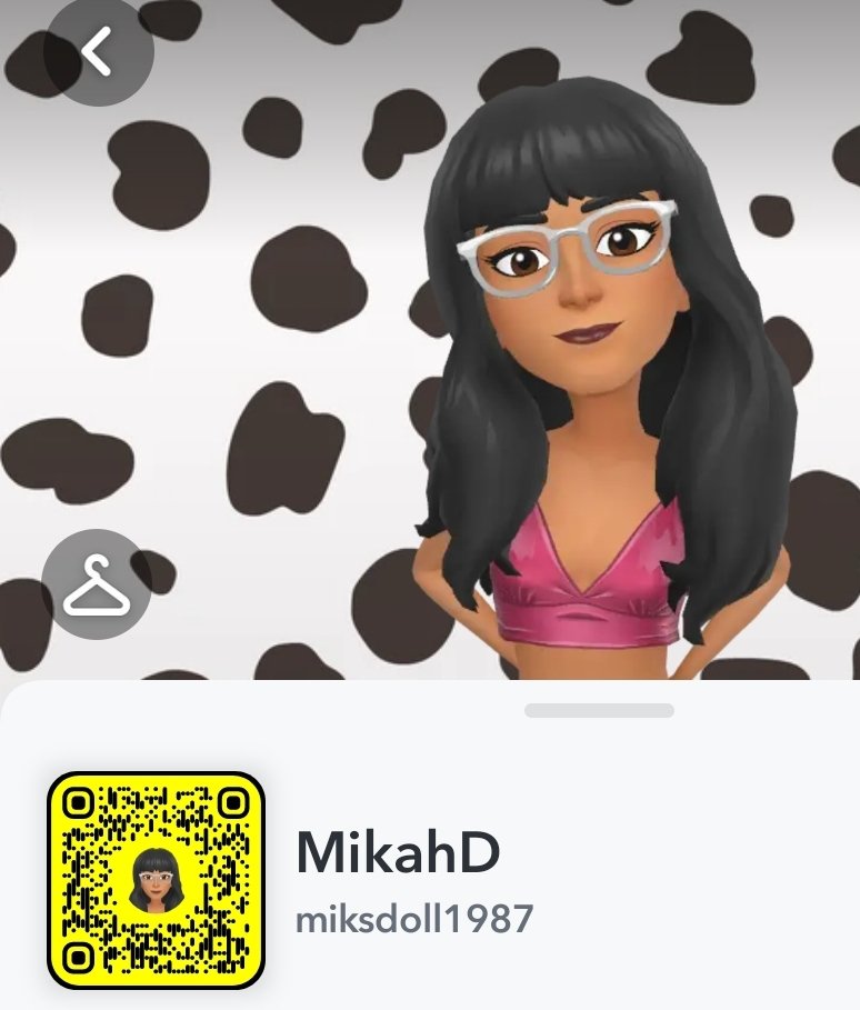 Even my bitmoji is hotter than your wife 😨 My XXXclusive snapchat is: Miksdoll1987