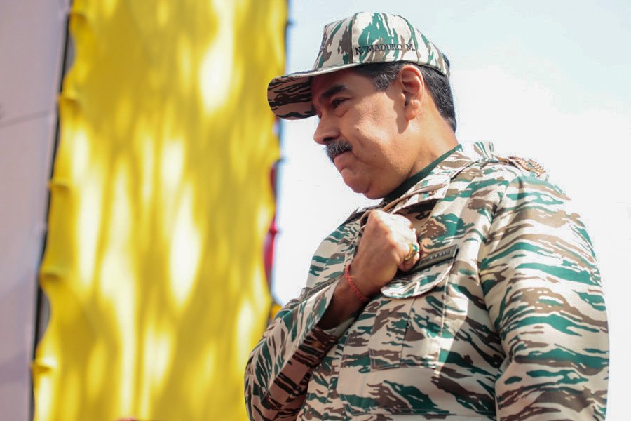 Encomiendo mi vida a Dios todopoderoso, a Cristo Redentor y al Pueblo, seguiré cada día en las calles, con ustedes, defendiendo la Paz y la Vida. Jamás me rendiré frente a las amenazas del imperialismo. Lo que voy es pa' lante hoy más que nunca, hoy más que ayer. ¡Derrotaremos