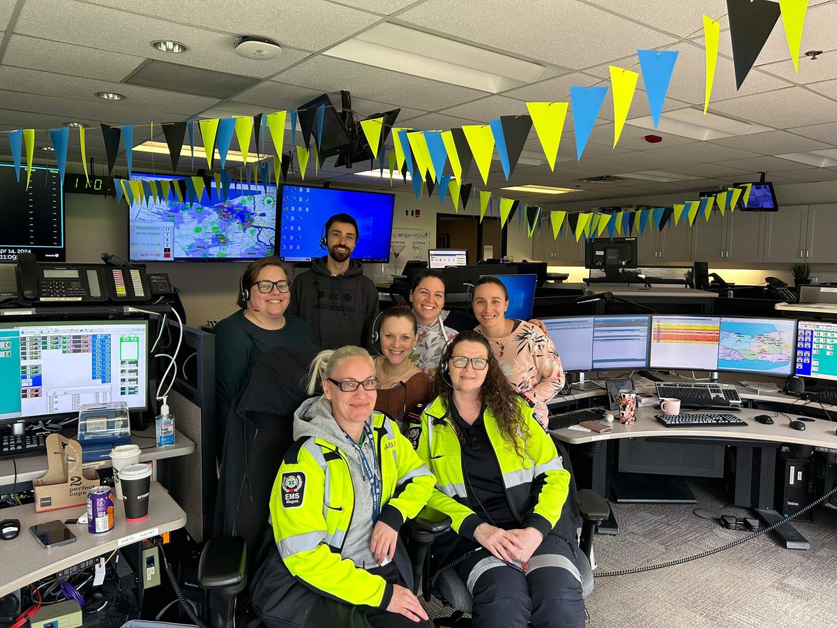 NiagaraMedics's tweet image. Happy National Public Safety Telecommunicators Week to our dedicated SSCs, ECNS and our allied resources who work together to keep our community and paramedics safe ☎️

We are thankful for your service to our community and are excited to celebrate you and the work you do 👏🏼