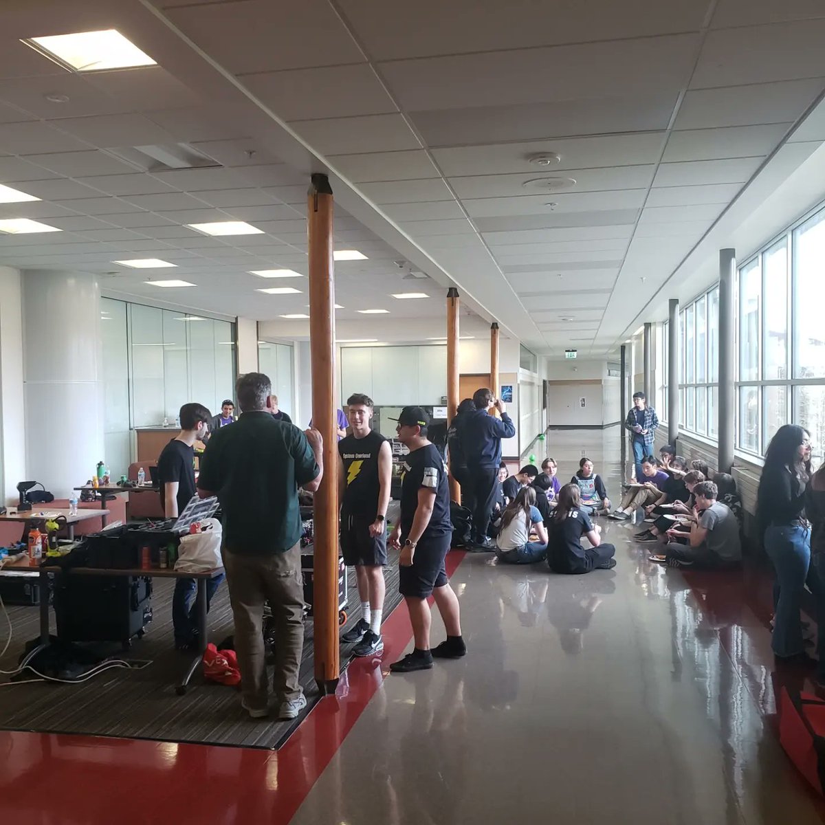 SandyVEXRobotic's tweet image. World Prep Scrimmage was a lot of fun!  Students ran matches, had some lunch, laughed a bit, and ended day with a champion!  Thanks to all who came! #vexworld