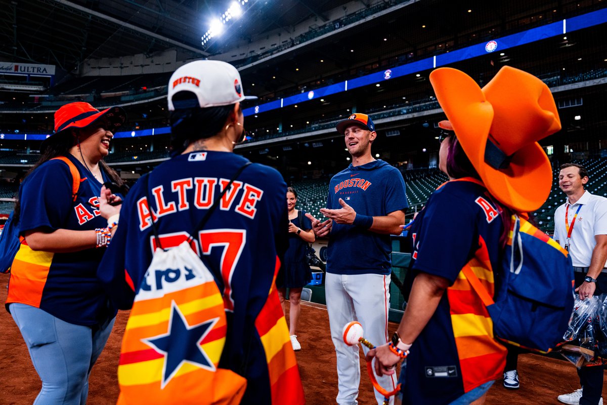 astros's tweet image. Congratulations to our Texas Lottery RT to win! Thanks for coming out to enjoy the Silver Boot Series presented by @TexasLottery