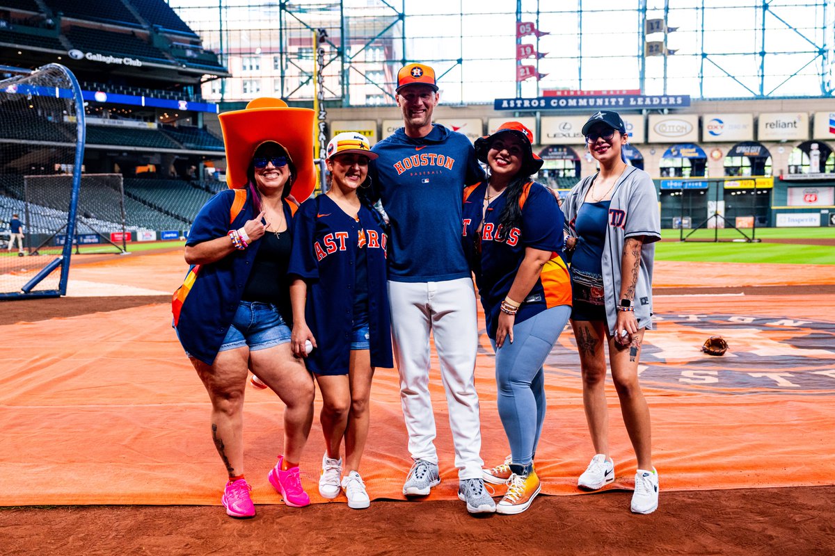 astros's tweet image. Congratulations to our Texas Lottery RT to win! Thanks for coming out to enjoy the Silver Boot Series presented by @TexasLottery