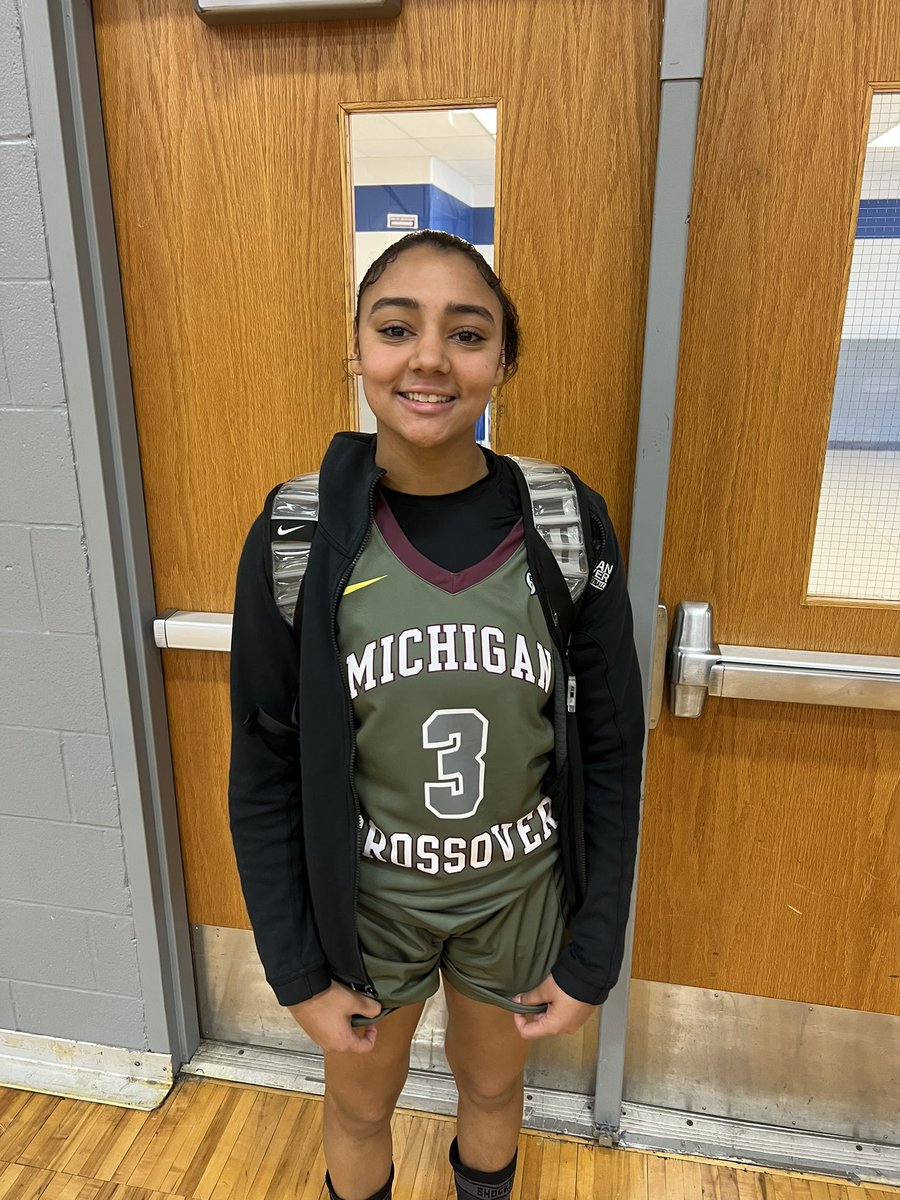 2026 @se_crette was on fire this morning knocking down 3s from all over in her @MICROSSOVER 17u EYBL teams victory. @LBInsider @LBIPremierBB @theshotcoach11