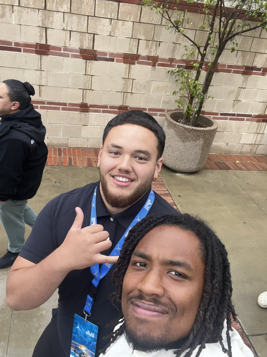 Viliamu Baker-Kline ’25 OL @ College of San Mateo tweet media