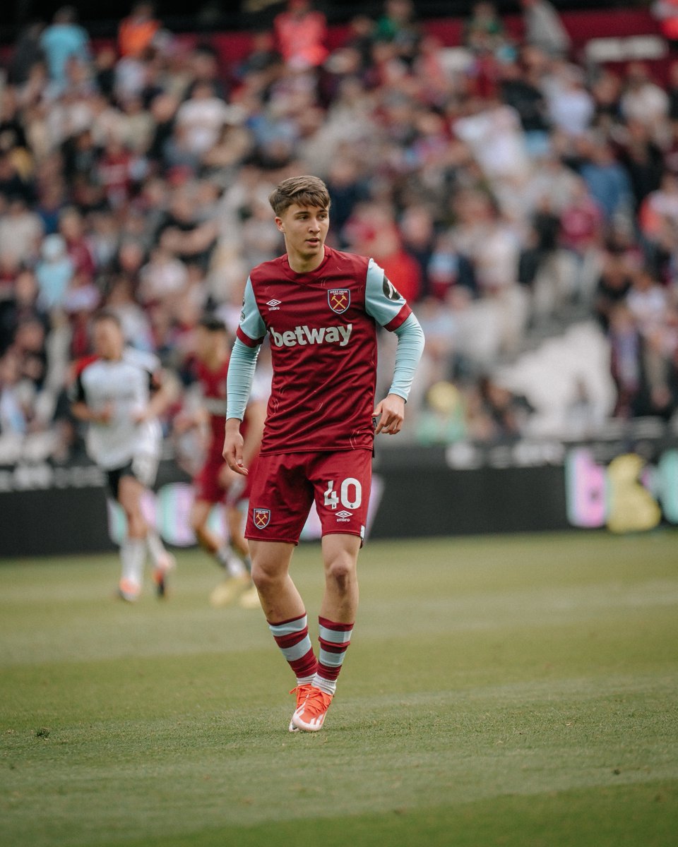 West Ham United can confirm George Earthy will undergo an assessment in a London hospital this evening following the incident which saw him stretchered off during today’s Premier League fixture against Fulham.

The midfielder - who entered the field as a second half substitute to