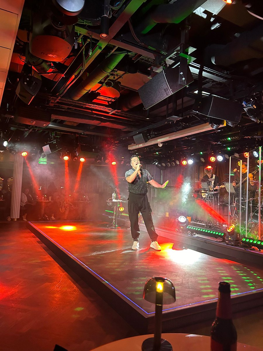 fishysaints's tweet photo. Fantastic 2 weeks on board @pandocruises Arvia! The highlight was definitely @joemcelderry91 in the Limelight Club……amazing singer and even better entertainer🕺 #cruise #travel #arvia #xfactor https://t.co/mJGy5MtMJL