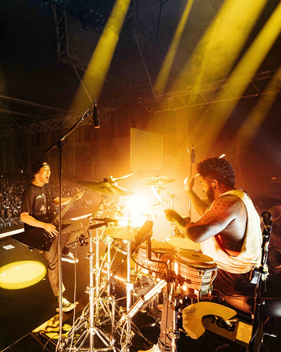piercetheveil's tweet photo. No better place to close out our UK/EU tour than with you, London. Thank you for welcoming us back with so much energy and love.

📷: @v_trvn https://t.co/PVVKouBBnc
