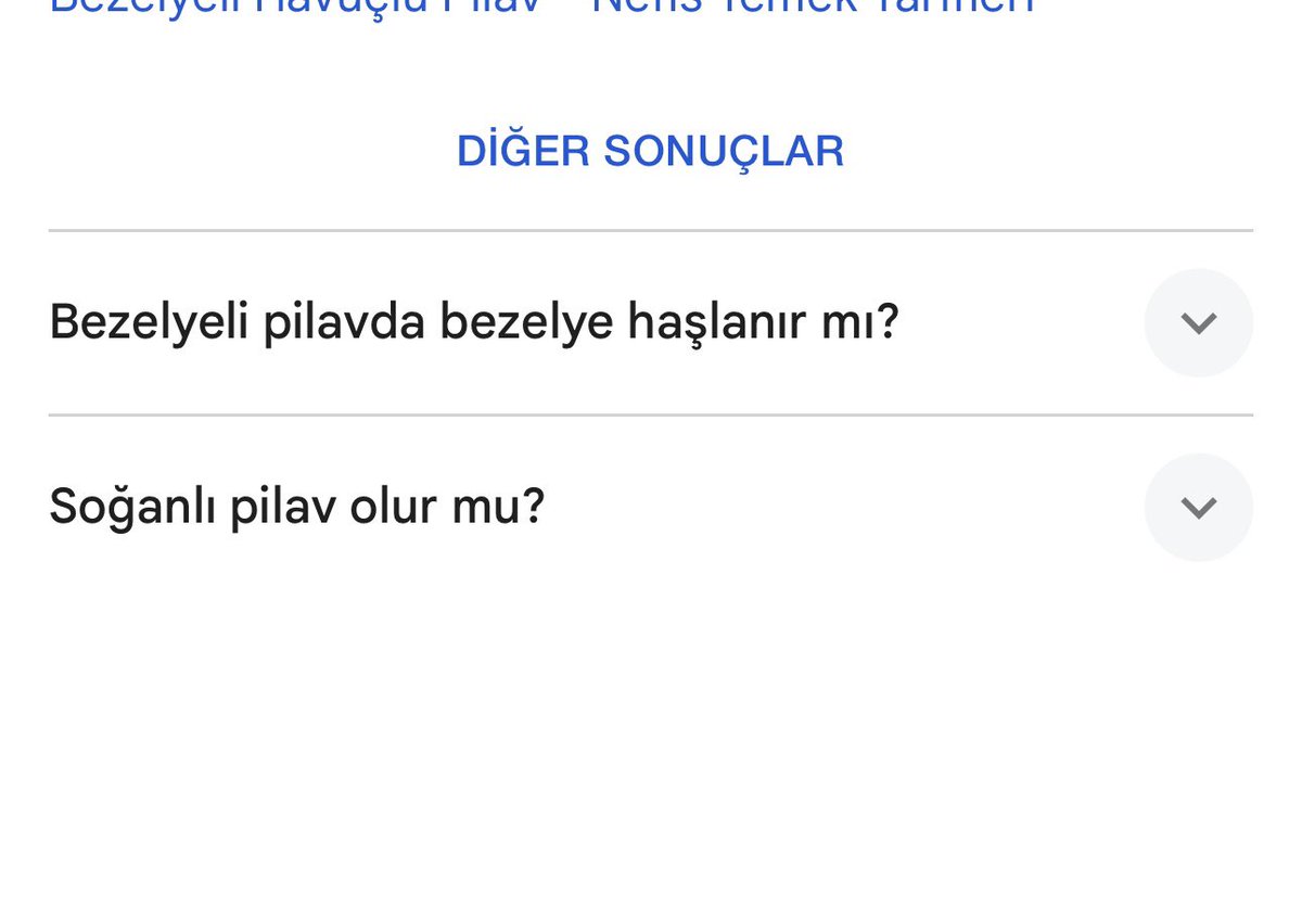Taşınma dolayısıyla buzluktaki bütün dondurulmuş malzemeleri bitirmeyi hedefledim. Bugünün şanslısı- geçen yılın bezelyesi! Neyime güvendiysem bezelyeli pilav yapmak üzere çıktığım yolda konuya hakim olmayan tek ben değilmişim.

Bkz: diğer arama sonuçları