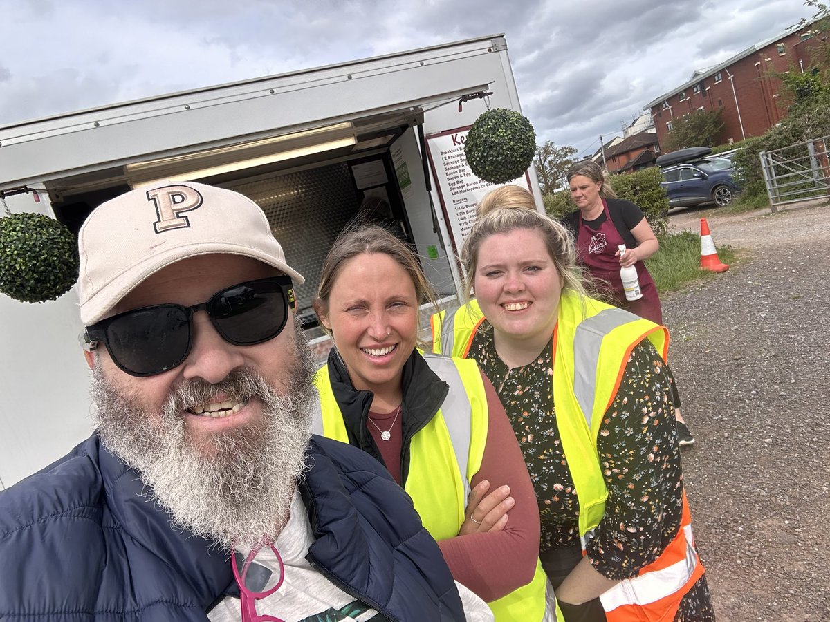 PeoplesTariff's tweet photo. Did my first #carbootsale today - gave myself a target of £100 & smashed it & did £225 :) my target by 1/6/24 is £3k for my 6k mile trip around Europe calling it #EV6000 starting a new channel called ‘the green strip Show’ so you can follow my journey on all media #greenstripshow https://t.co/cZWCtuVlmC